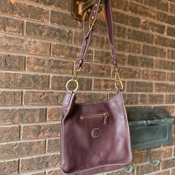 ROOTS PLUM COLOUR PURSE - Picture 2 of 3